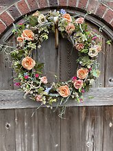 Curly Girly Wreath