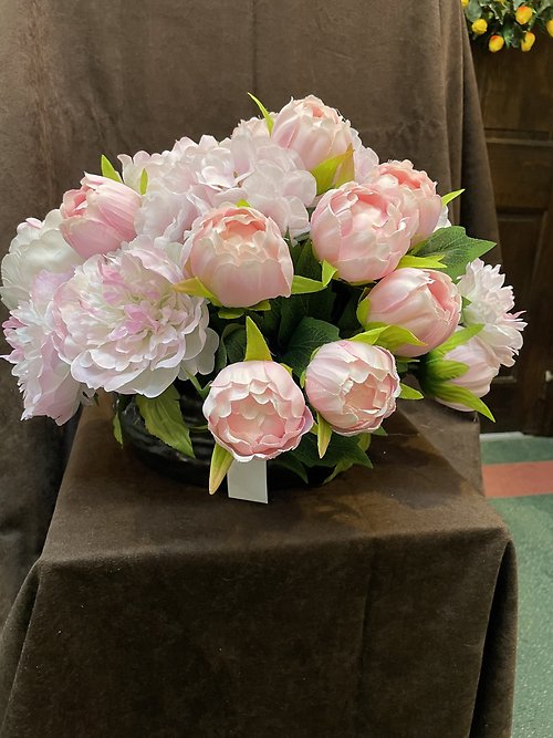PEONEY AND HYDRANGEA CENTERPIECE $85
