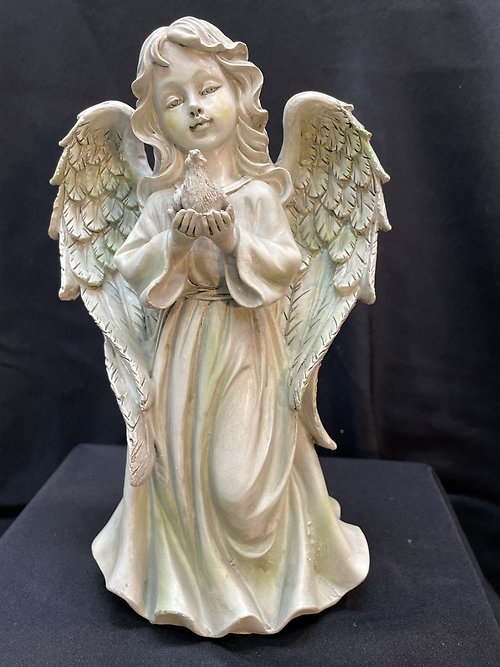 12\" Resin Angel Holding Bird