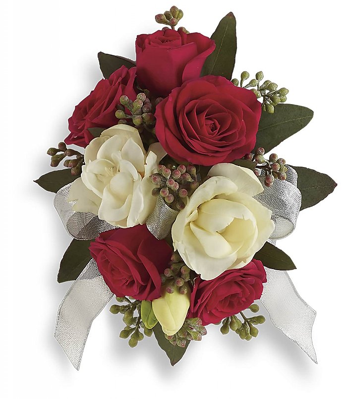 Oh La La Lovely Wristlet