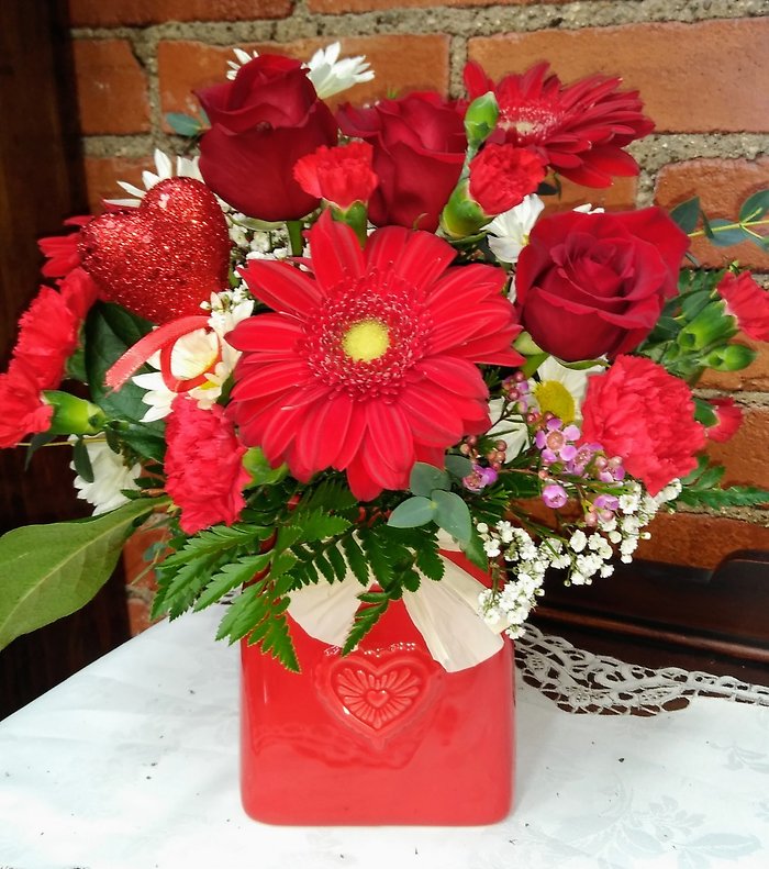 Cupid\'s Crimson Crock