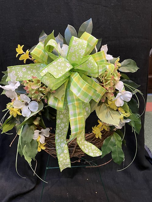 GRAVE WREATH GREEN DAISY BOW