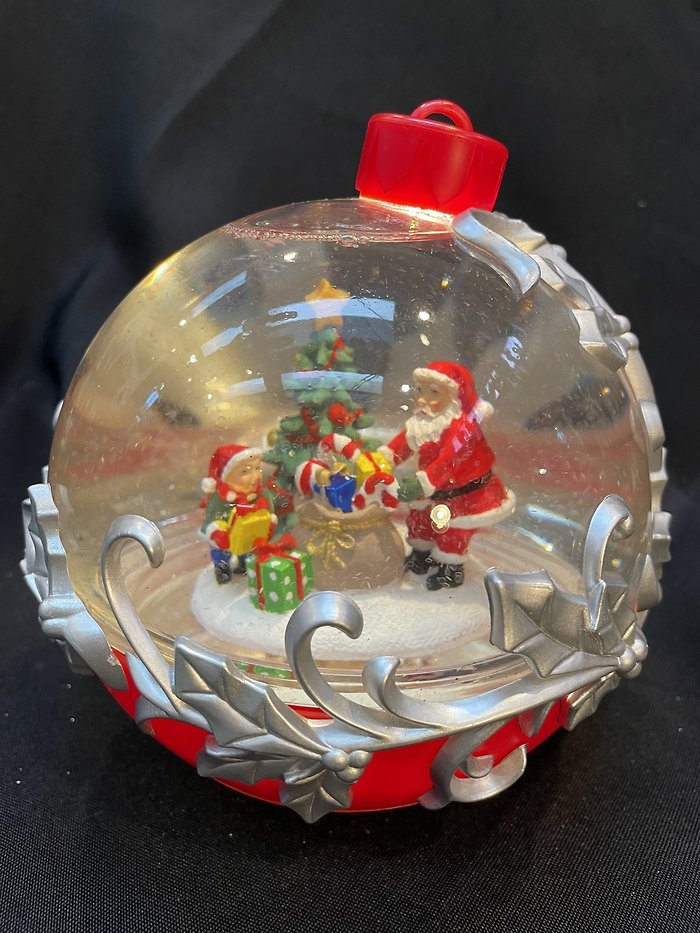 7\" Lighted Christmas Ornament Glitter Globe